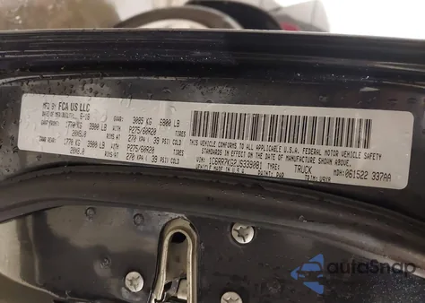 2018 Ram 1500 Express 4X4 5'7 Box z USA, uszkodzony, nr VIN 1C6RR7KG2JS339081